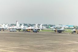 Barisan jet tempur AU bersiap di Lanud Halim Perdanakusuma untuk gelar latihan manuver