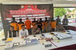 Kapolda Kepri tetapkan 7 orang tersangka korupsi proyek pelabuhan Batu Ampar