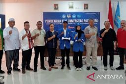 Unpatti digitalisasi sistem infomasi pelaksanaan KKN contoh UI dan UGM
