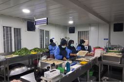 SPPG Laladon Bogor pastikan selektif pilih bahan baku agar MBG aman dikonsumsi