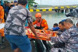 Basarnas Ternate evakuasi ABK asal Vietnam terluka di kapal kargo