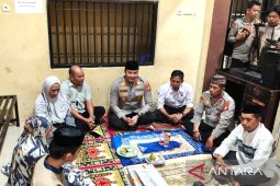 Pasangan kekasih pengedar narkoba nikah di sel Polres Gowa