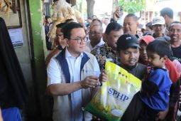 Mendag Budi sidak ketersediaan bahan pokok di Pasar Wage Nganjuk