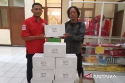 PMI Cianjur distribusikan beras dan paket bantuan bagi korban bencana