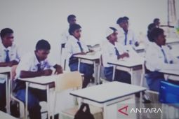 Pemkab Biak sebut Sekolah Rakyat Menengah Atas 41 mendidik siswa berprestasi