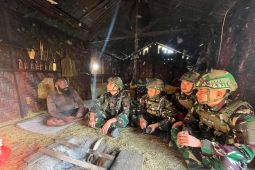 Satgas Yonif 521/DY perkuat komunikasi dengan warga Bolakme Jayawijaya