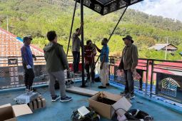 Pemprov gandeng Telkomsel percepat akses internet di Pegunungan Arfak