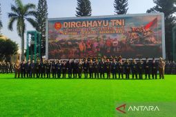 Gubernur Jabar: Keutuhan Indonesia terjaga bila TNI dan rakyat bersatu