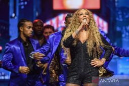 Lagu All I Want for Christmas Is You Mariah Carey pecahkan rekor Billboard