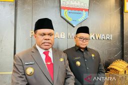 Hermus: Distrik Manokwari Timur dikembangkan jadi pusat ekonomi baru