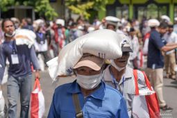 Wargi Bandung mau tahu pencairan bansos: silakan cek https//cekbansos.kemensos.go.id 2025