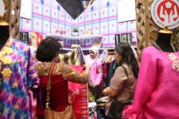 Dekranasda Makassar raup Rp75 juta selama INACRAFT 2025 di Jakarta