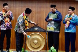 Kemenag kukuhkan Maros sebagai Kota Wakaf, Menag: Potensi ekonomi umat harus diperluas