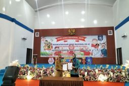 Babel kukuhkan Noni Hidayat Arsani sebagai Bunda Forum Anak Serumpun Sebalai