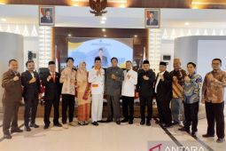 Dokter Zaril Alkhifari dilantik sebagai PAW Anggota DPRD Babel gantikan Aksan Visyawan