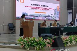 Komisi X DPR kunjungi "Desa Cinta Statistik" di Kota Manado