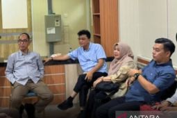 Alasan kesehatan, pemeriksaan tersangka korupsi pengandalan lahan Tol Betung-Tempino-Jambi H Alim kembali ditunda