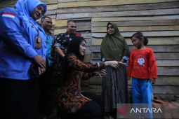 FOTO - Kunjungan Wamendukbangga di kampung potensi stunting Aceh