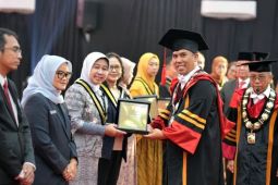 Rektor Unila raih penghargaan Itera Adi Karsa Madya