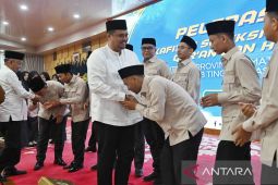 Bobby Nasution lepas keberangkatan kafilah Sumut di STQH Kendari