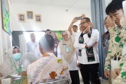 Kepala Staf Kepresidenan tinjau pelaksanaan CKG di SMA Negeri 1 Tanjungpandan