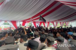 Mahasiswa geruduk gedung DPRD saat HUT ke-499 Kabupaten Serang