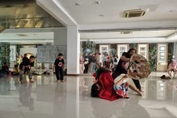 Bengkel Muda Surabaya angkat legenda Sangkuriang