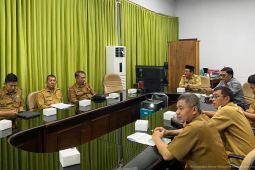 Rapat lanjutan bahas Rapergub fasilitasi penyelenggaraan pesantren di Kalbar