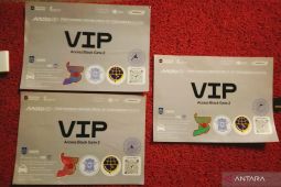 Pembuat stiker palsu kendaraan VIP MotoGP di Mataram dibekuk polisi