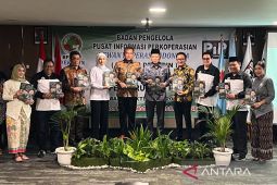 Menkop:  Gerakan koperasi bakal miliki "Coop University dan Coop Bank"