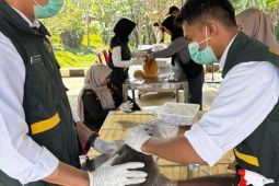 Karantina Sultra gelar vaksin rabies ratusan anjing dan kucing di Kendari