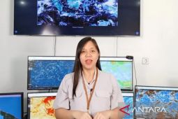 Masyarakat diimbau waspadai hujan lebat disertai petir di Sumut pada 12 Oktober