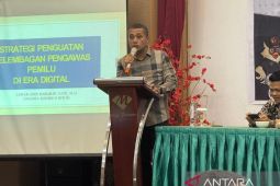 Andar Amin Harahap ajak masyarakat perkuat pengawasan Pemilu bersama Bawaslu