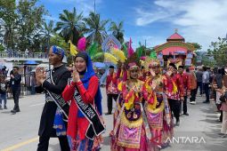 38 provinsi se-Indonesia ramaikan pawai taaruf STQH ke-28 di Kendari