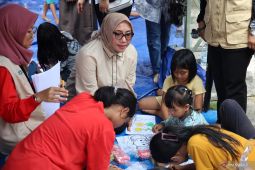 MenPPPA Arifah Fauzi beri dukungan psikososial anak-anak terdampak kebakaran