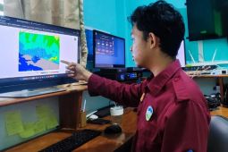 BMKG wilayah V imbau nelayan waspadai gelombang 2,5 meter di perairan Utara Papua