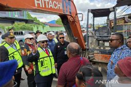 Pemprov Papua Barat siapkan Rp10 miliar kompensasi perluasan jalan