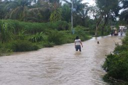 Sungai Bahilang meluap, 45 rumah di Sergai terendam banjir