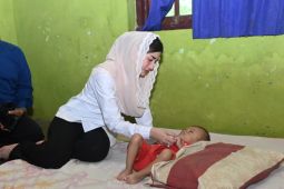 Anggota DPR kunjungi balita penderita hidrosefalus di Jawa Timur