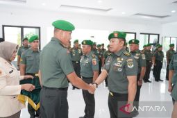 Korem 051/Wkt gelar sertijab dan kenaikan pangkat prajurit