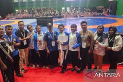 Atlet gulat putri Jambi sumbang tiga perunggu di arena PON Bela Diri