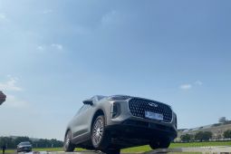 Menjajal keunggulan dan ketangguhan kendaraan Chery Tiggo 9 CSH