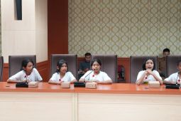 Anak NTT menyuarakan isu kesetaraan-perlindungan saat bertemu gubernur