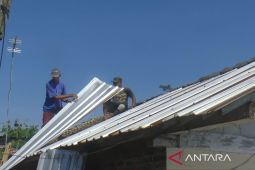 Puluhan rumah di Temanggung rusak diterjang angin kencang