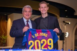 Frenkie de Jong resmi perpanjang kontrak bersama Barcelona hingga 2029