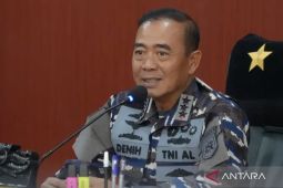 Koarmada RI memperbaiki sekolah dan rumah ibadah di Tasikmalaya