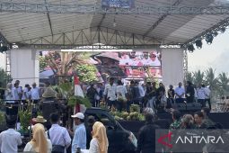 Dukung produktivitas pertanian, Pemkab Serang beri bantuan traktor