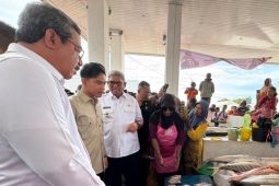 Wapres ajak pedagang pasar Langgur pertahankan  pasar bersih