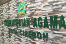 Kemenag Cirebon memastikan layanan haji tetap berjalan selama transisi