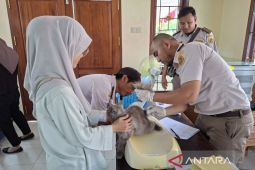 BKHIT Papua Barat vaksinasi 182 hewan peliharaan cegah rabies
